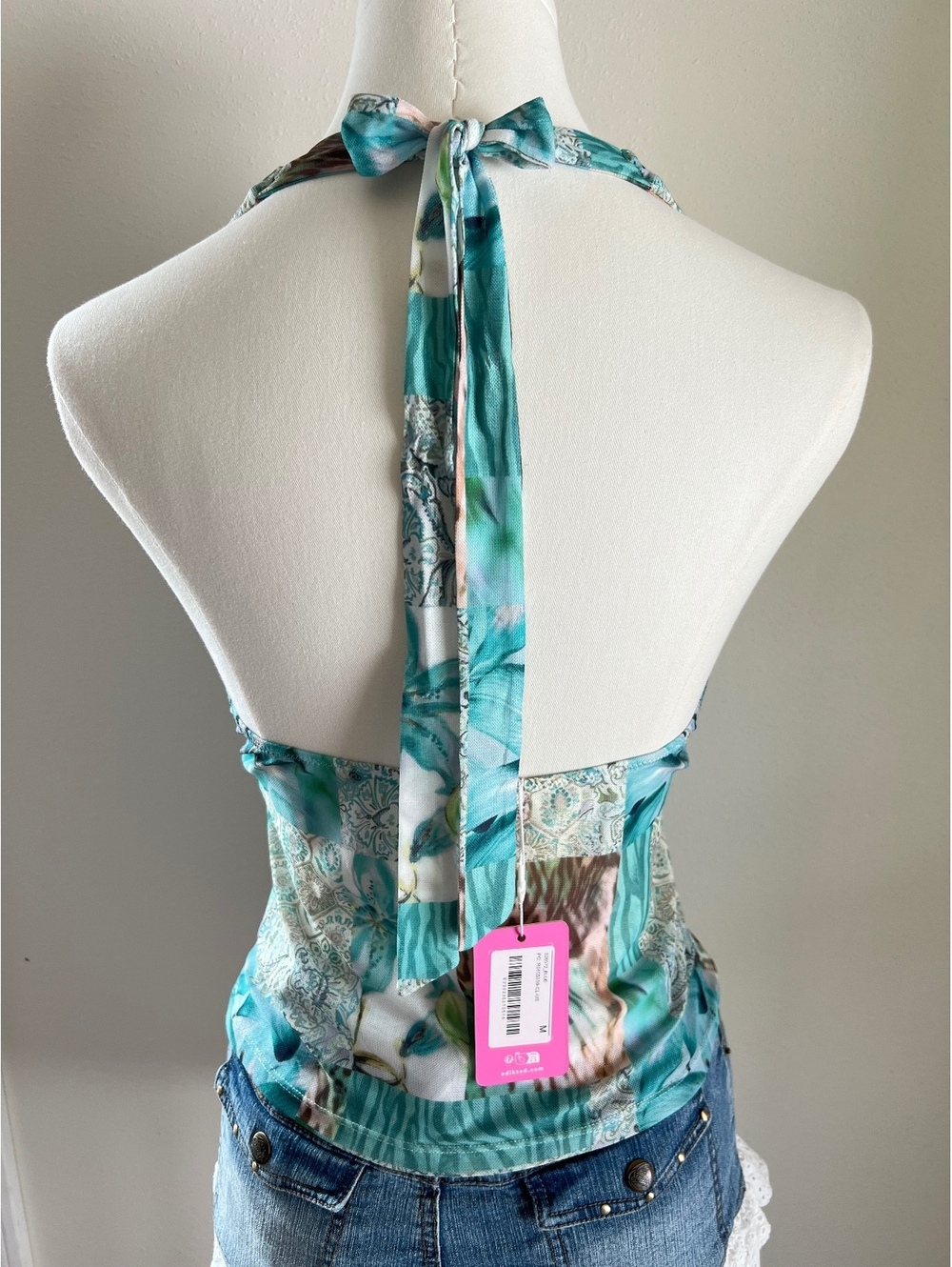 NWT Edikted Catie Patchwork Mesh Halter Top Green Teal Mix - Picture 2 of 5
